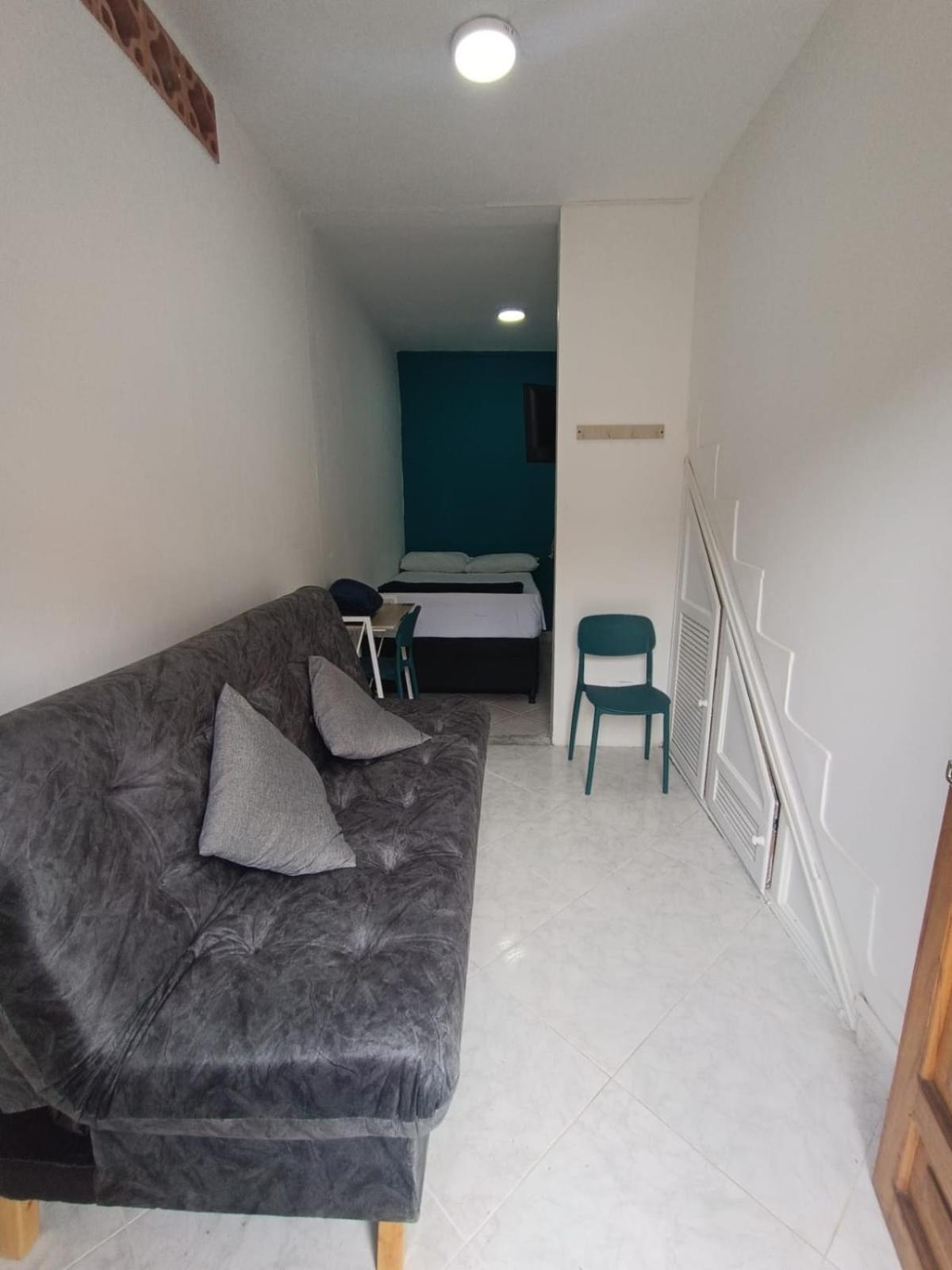 Confortable Habitacion En Apartamento Amoblado Jardín Exterior foto